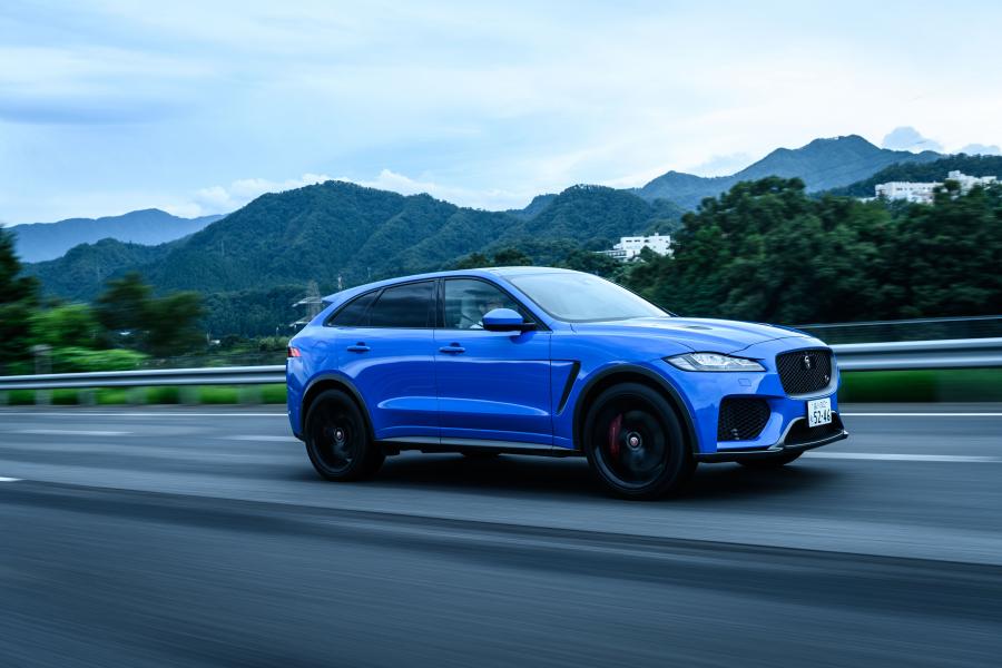  Jaguar F-Pace SVR 2019 года  (JP) (фото 6 из 20)